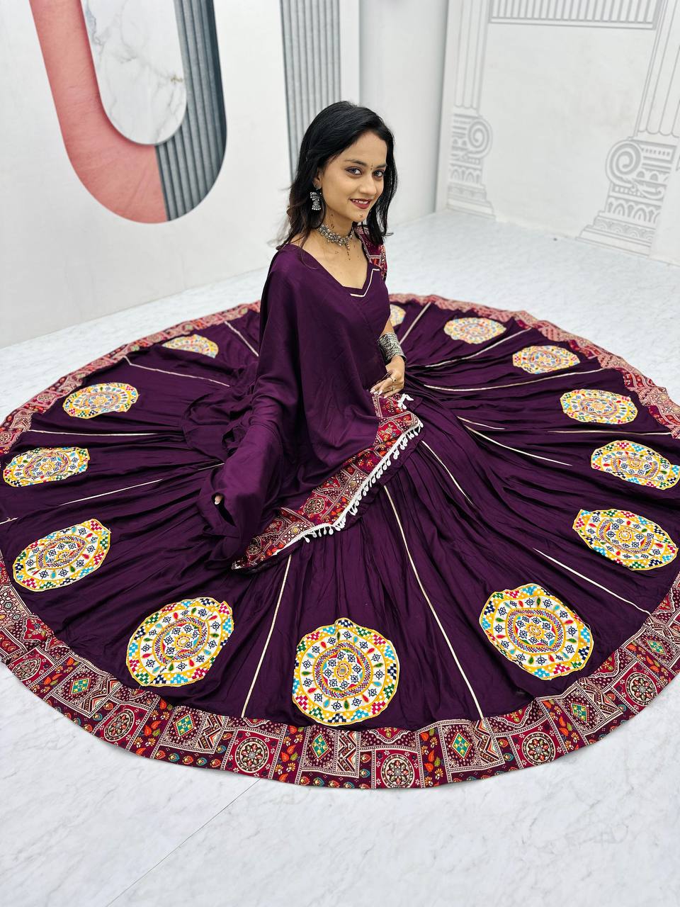 Traditional Lehenga Choli With Gamathi Work And Embroidery Detailing.