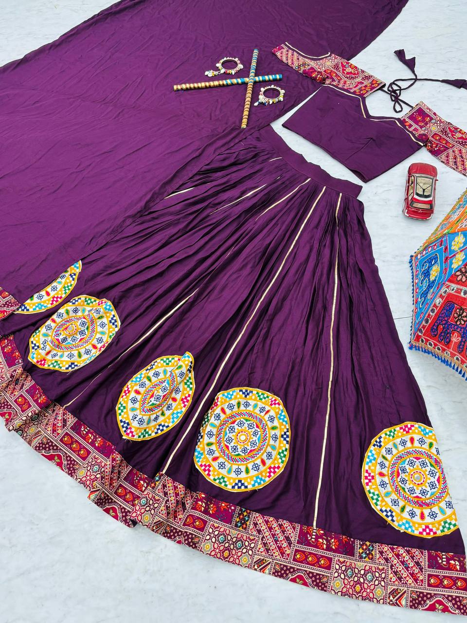 Traditional Lehenga Choli With Gamathi Work And Embroidery Detailing.