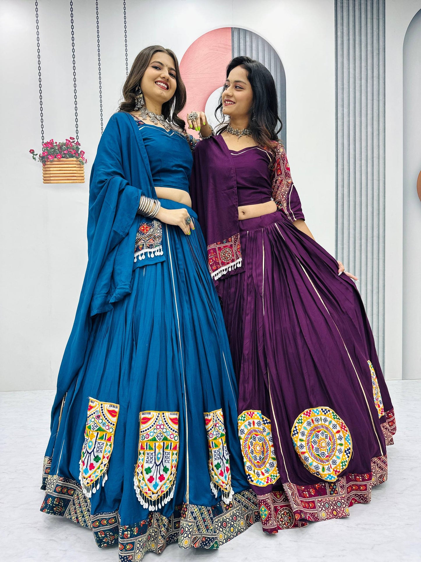 Traditional Lehenga Choli With Gamathi Work And Embroidery Detailing.