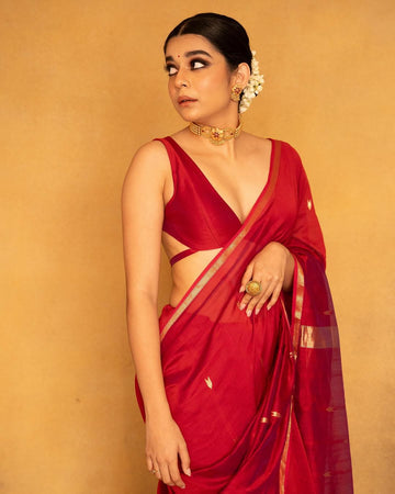 Red Cotton Silk Saree With Assemblage Blouse Piece