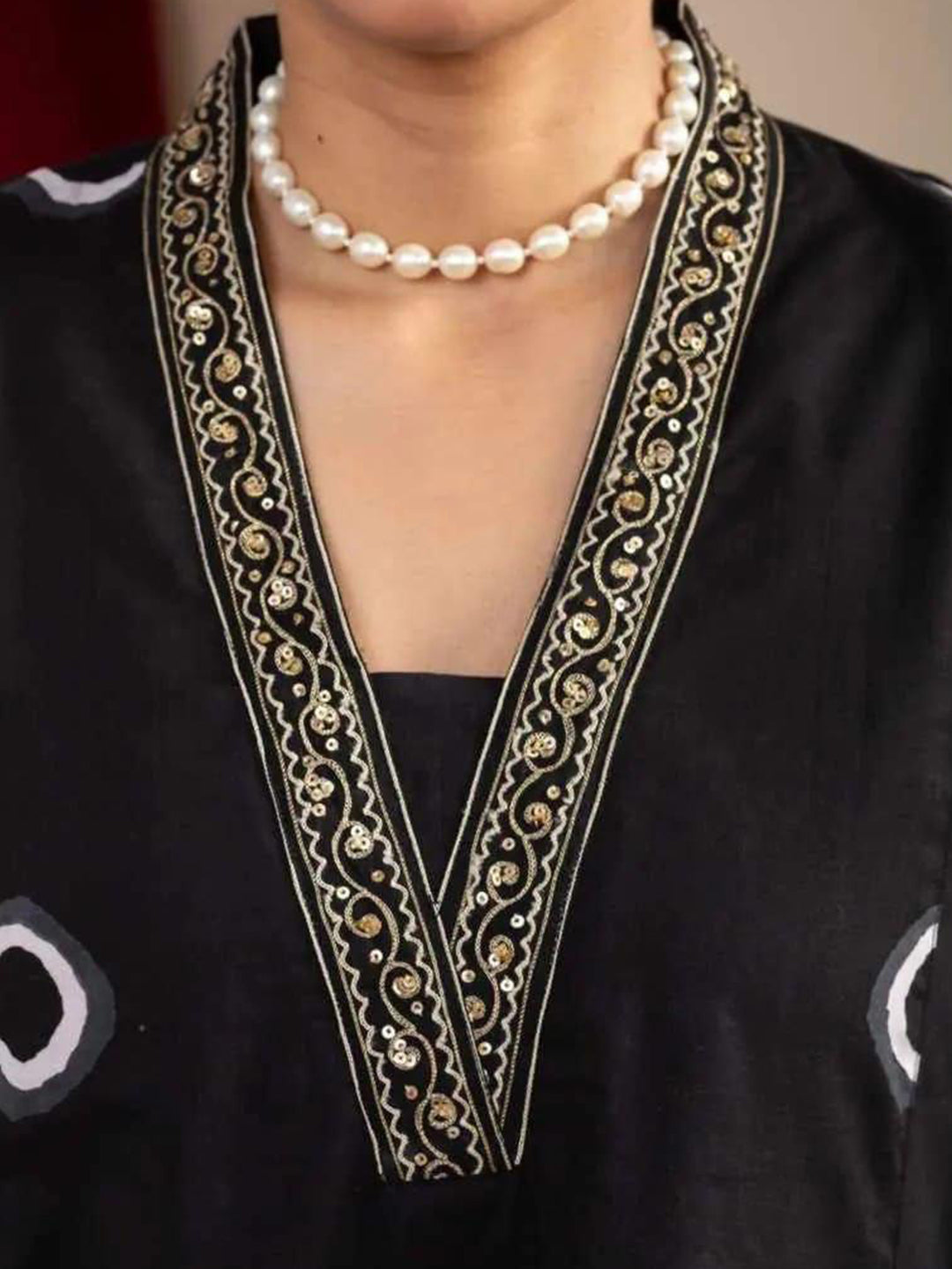 By Beautiful  Womean 's Black Bandej kurta set