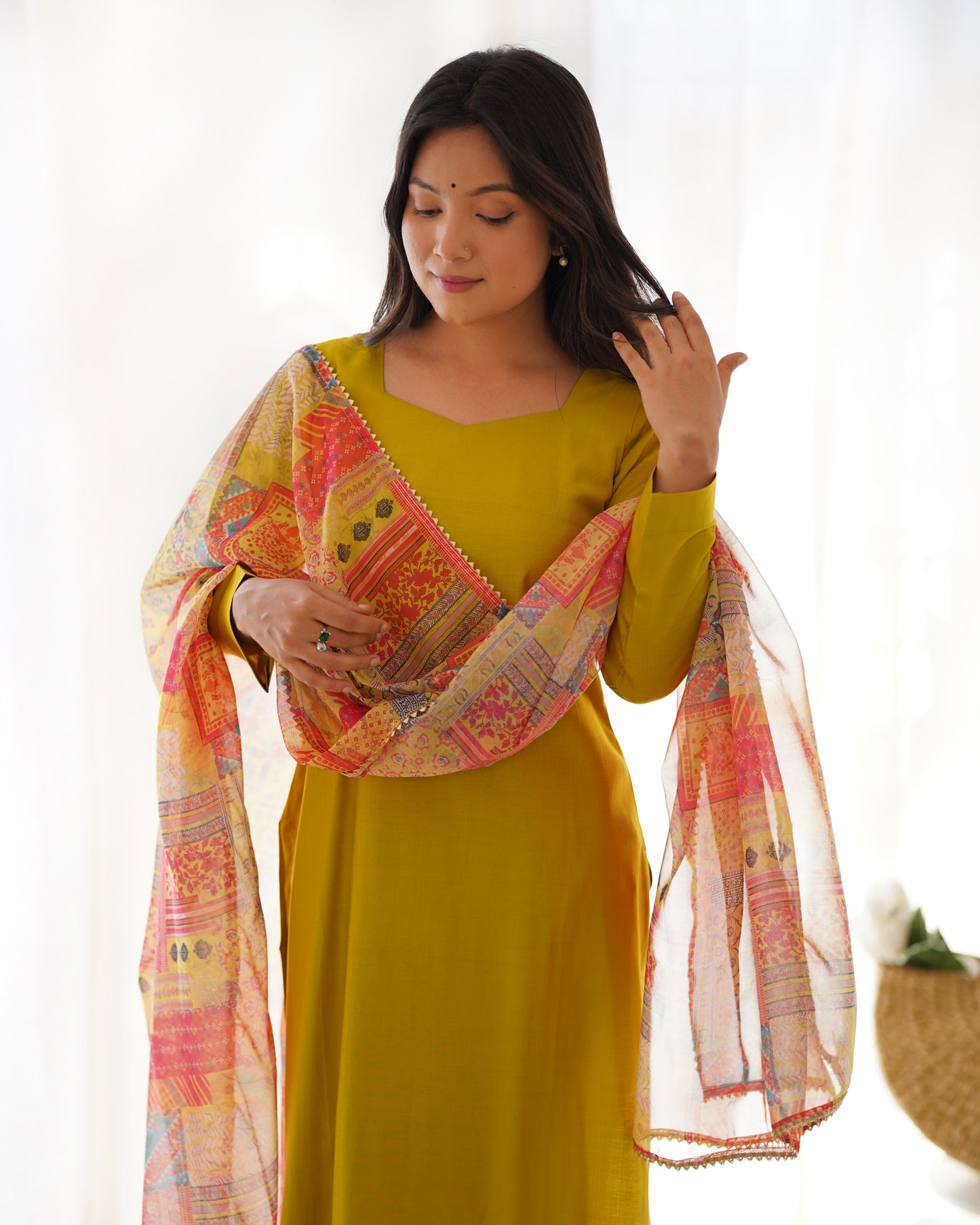 Straight fit kurta with dupatta and pants