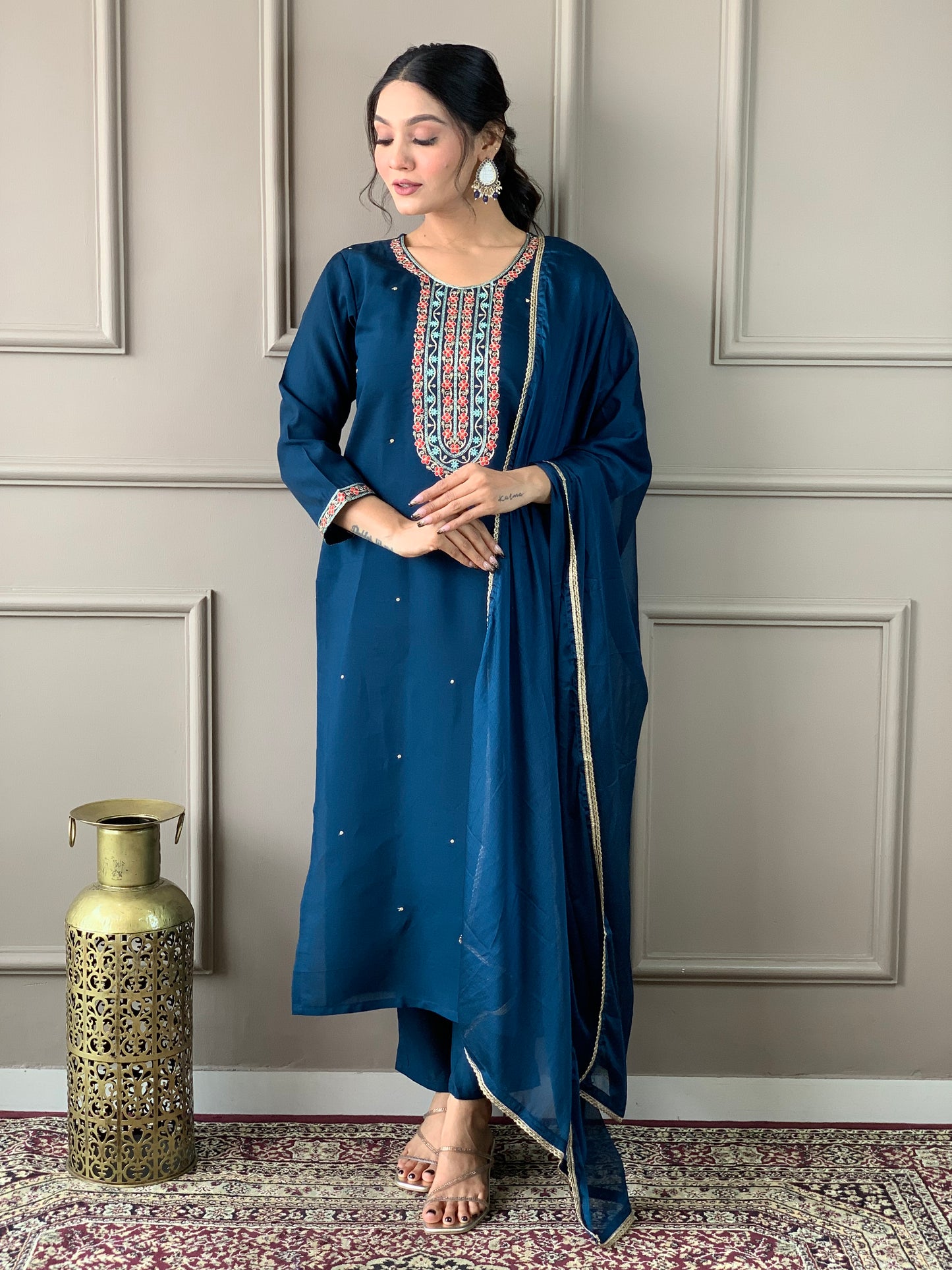 Embroidered Sequinned Round Neck Straight Kurta sets