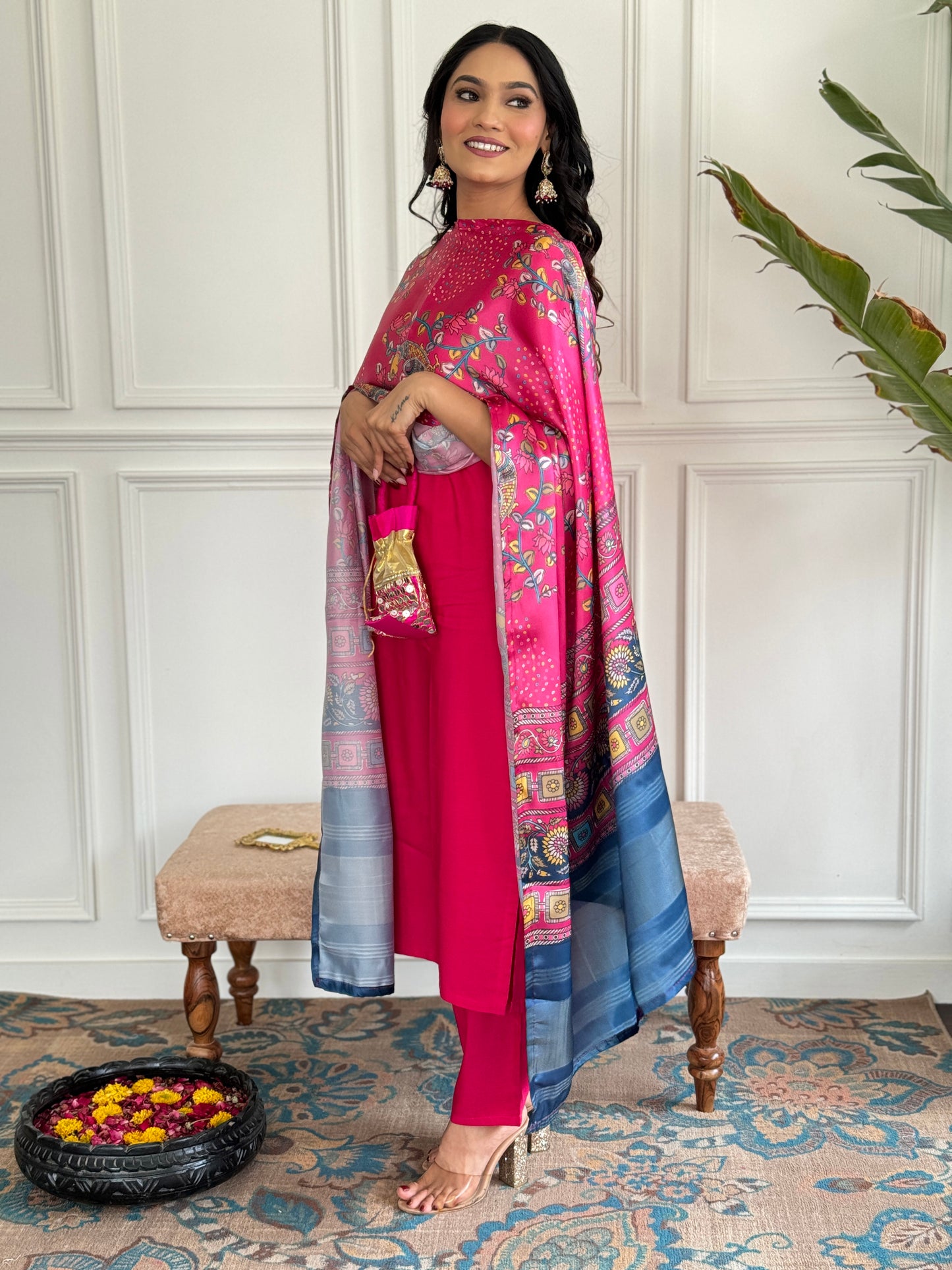 Women's Gajri Viscose Embroidered Straight Kurta with Viscose Pant And Jacquard Printed Dupatta Sets