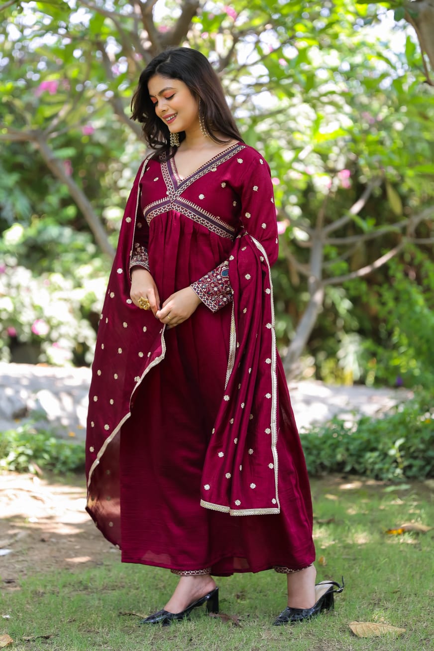 WOMEN Embrodairy ANARKALI Kurta Set