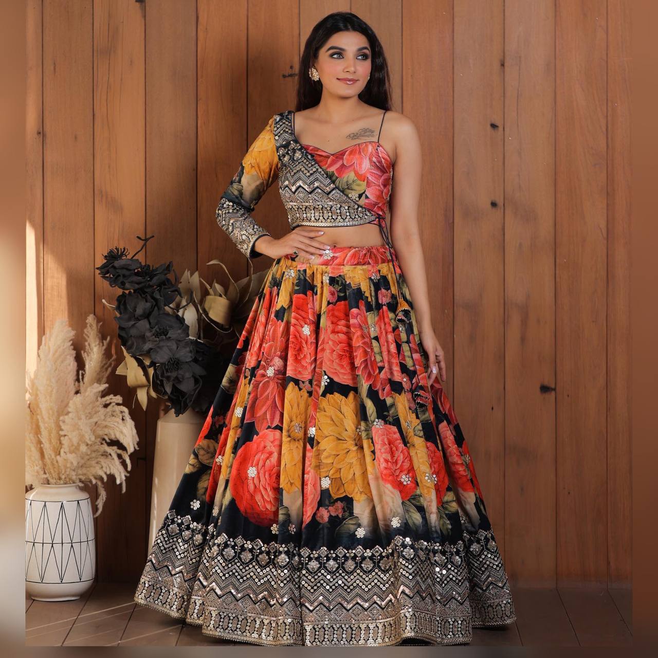 New  Đěsigner Lehenga -Choli In New Fancy Style